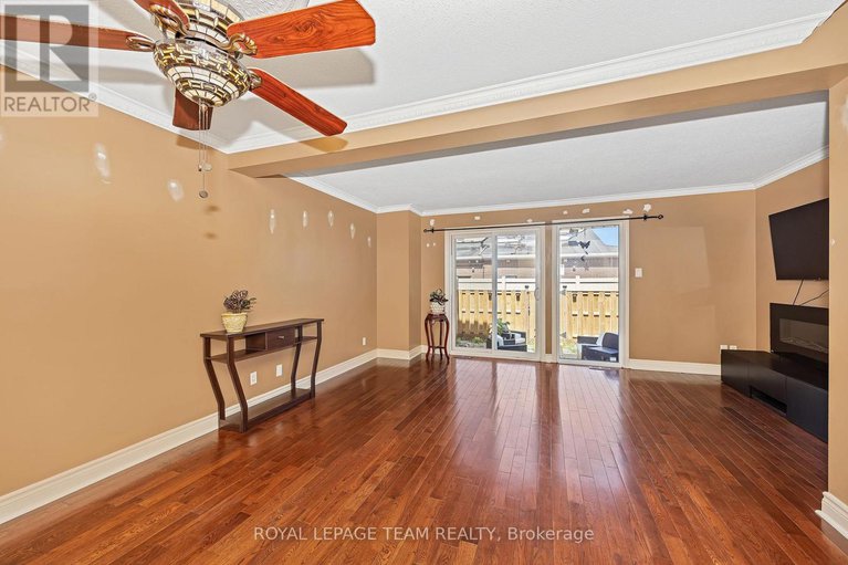 28523246/77-12-bentbrook-crescent/heritage-park/ottawa/ontario/K2J3X9_12