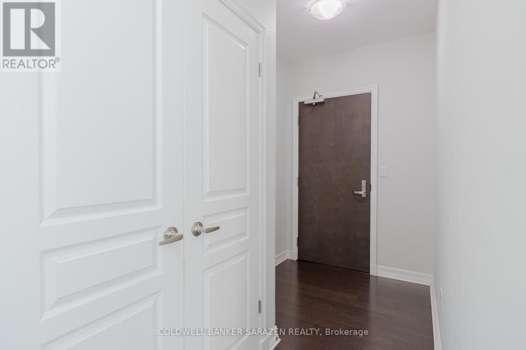 28272835/1001-238-besserer-street/sandy-hill/ottawa/ontario/K1N6B1_18