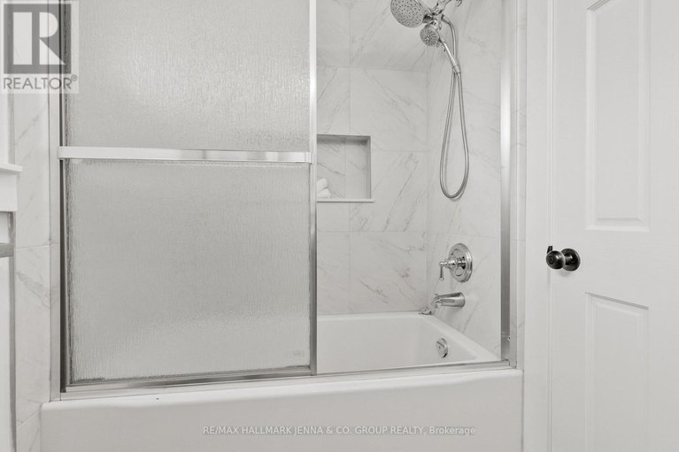 29070320/1246-cobden-road/queensway-terrace-southridgeview/ottawa/ontario/K2C2Z9_23