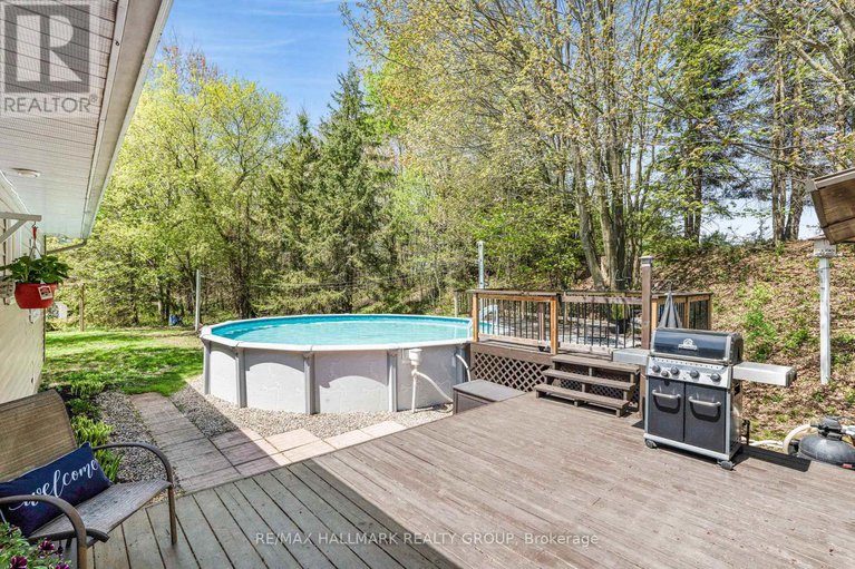 28552097/1211-lacroix-road/clarencerockland-twp/clarence-rockland/ontario/K0A2A0_33