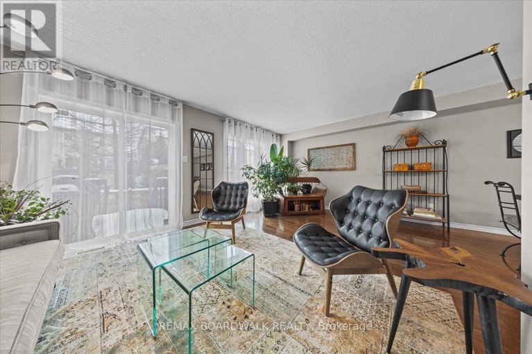 29434399/265-parkrose-private/chatelaine-village/ottawa/ontario/K4A0N8_16