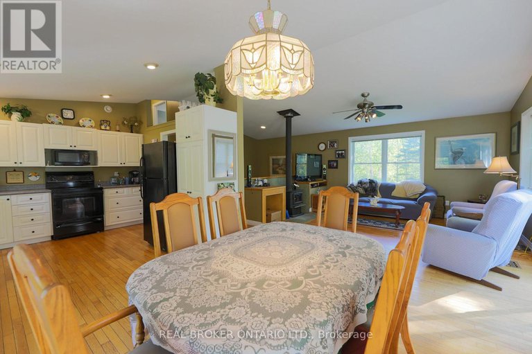 29057579/988-county-44-road/north-grenville-twp-kemptville-south/north-grenville/ontario/K0G1T0_6