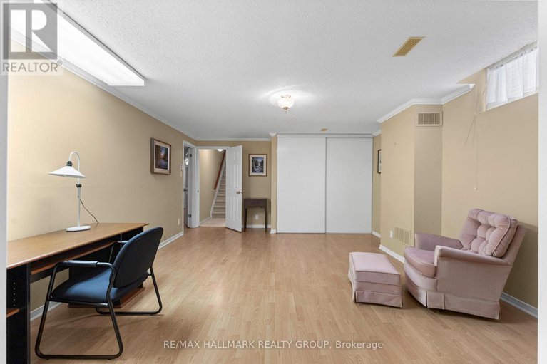 29210046/2202-nature-trail-crescent/orleans-village/ottawa/ontario/K1W1E6_32