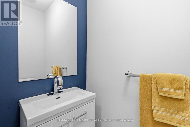 29668379/1212-avignon-street/embrun/russell/ontario/K0A1W0_20