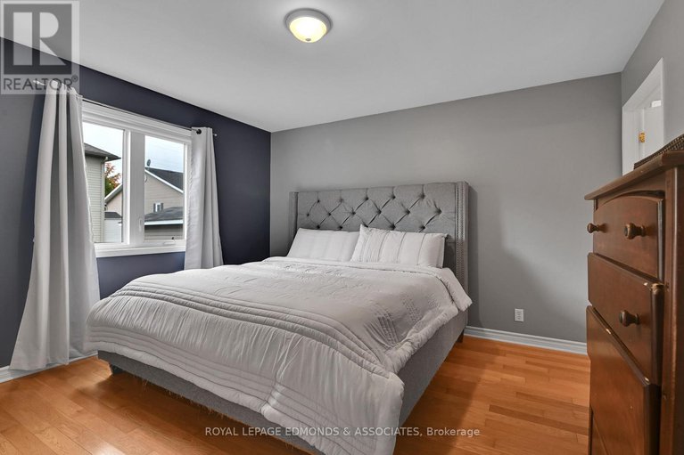 28381416/91-haramis-drive/renfrew/renfrew/ontario/K7V4M4_16