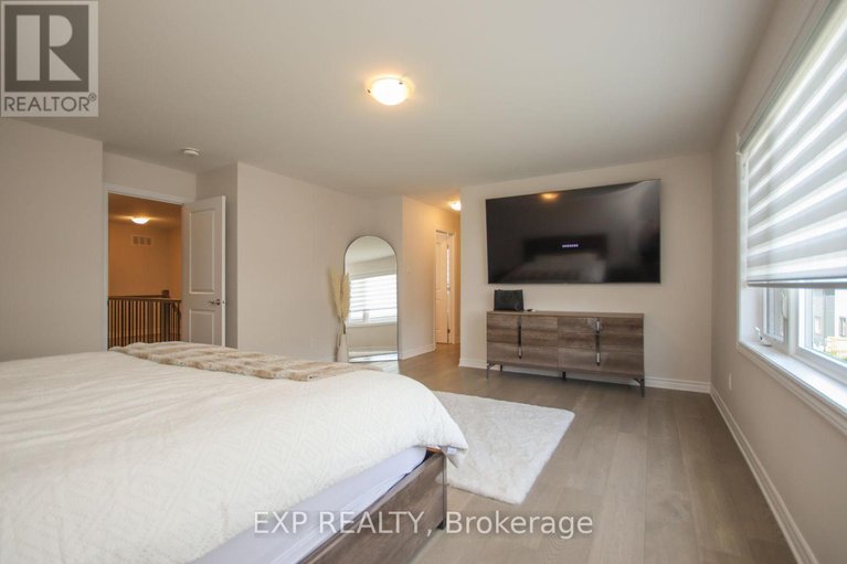 28790577/4559-kelly-farm-drive/blossom-parkkemp-parkfindlay-creek/ottawa/ontario/K1X0E7_22