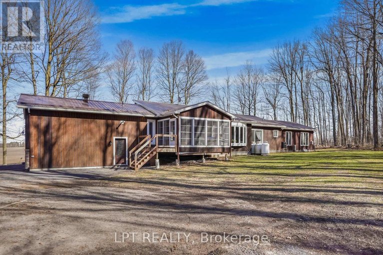 29678236/8180-gibbs-road/east-hawkesbury/ontario/K0B1M0_48