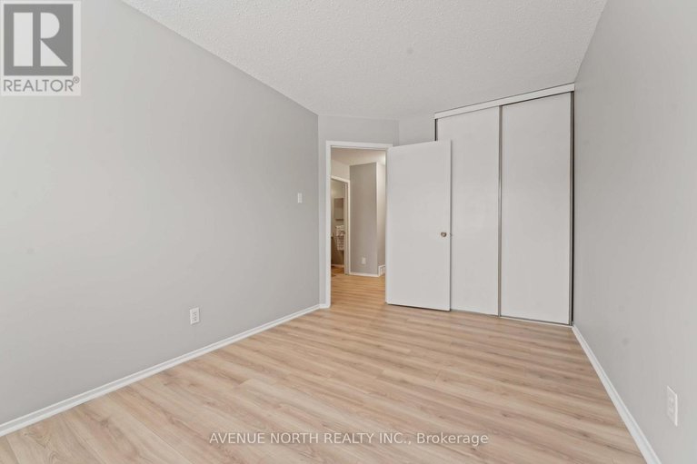 29248501/6467-natalie-way/chateauneuf/ottawa/ontario/K1C4Y3_21