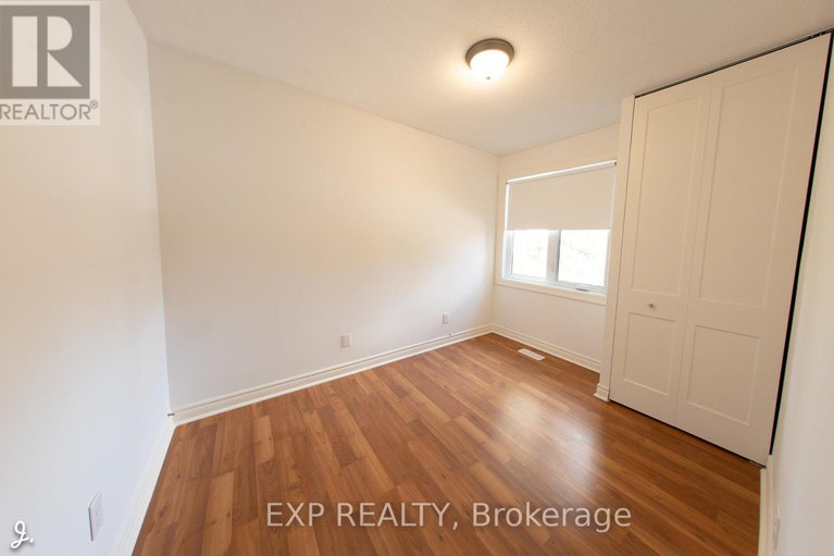 28377335/2772-springland-drive/mooneys-bayriverside-park/ottawa/ontario/K1V6M4_26