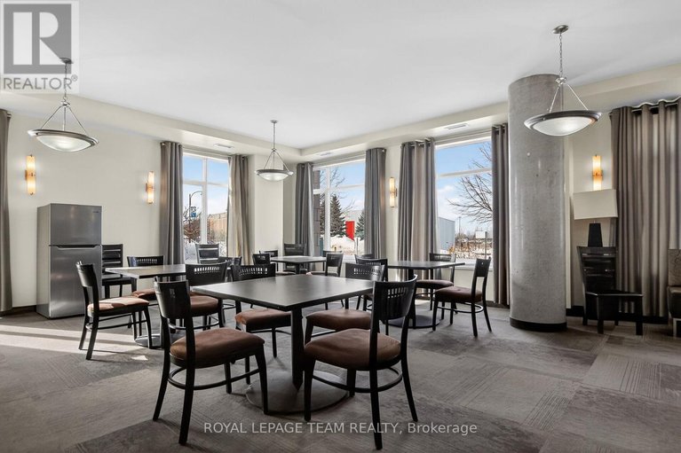 29538009/204-310-centrum-boulevard/bilberry-creekqueenswood-heights/ottawa/ontario/K1E0A3_29