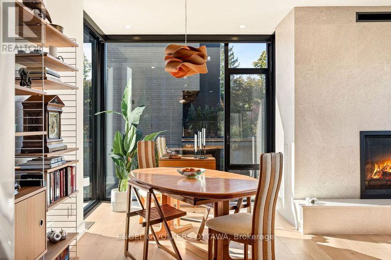 29132946/127-peridot-private/experimental-farm/ottawa/ontario/K2C3M3_14