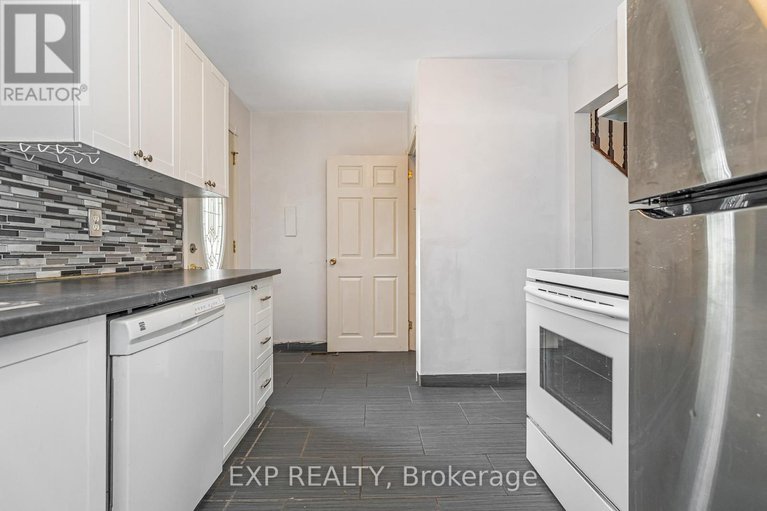 29171818/646-borthwick-avenue/castle-heightsrideau-high/ottawa/ontario/K1K2L9_10