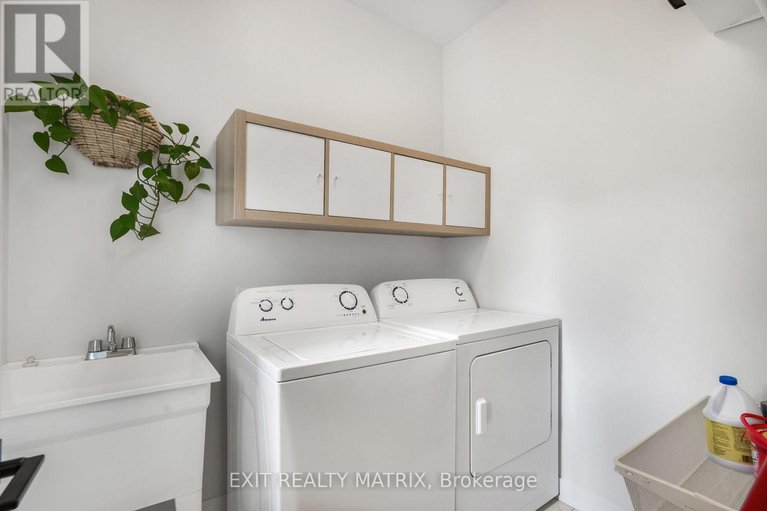 28812740/1144-avignon-street/embrun/russell/ontario/K0A1W0_13