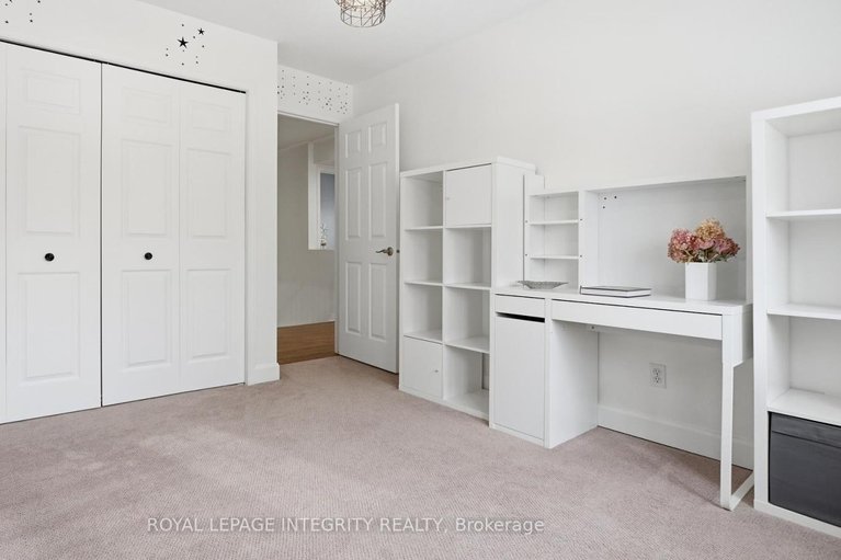 29525646/20-farmfield-crescent/emerald-meadowstrailwest/ottawa/ontario/K2M2S9_36