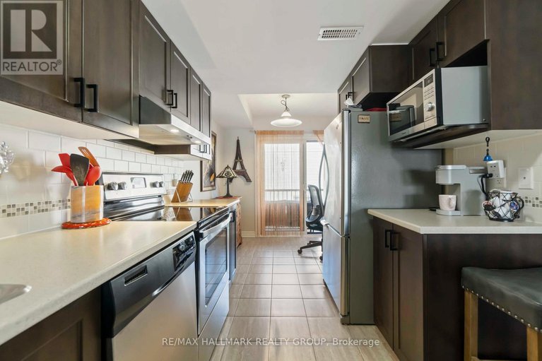 28641844/14-1124-docteur-corbeil-boulevard/town-of-rockland/clarence-rockland/ontario/K4K0G9_13