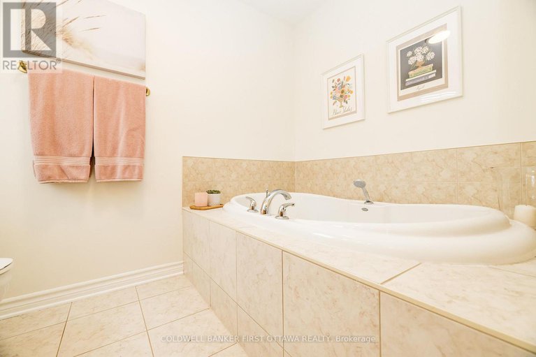 28270010/109-mojave-crescent/stittsville-north/ottawa/ontario/K2S0B6_25