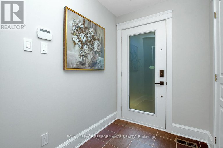 28933932/259-second-avenue/glebe/ottawa/ontario/K1S2H8_3