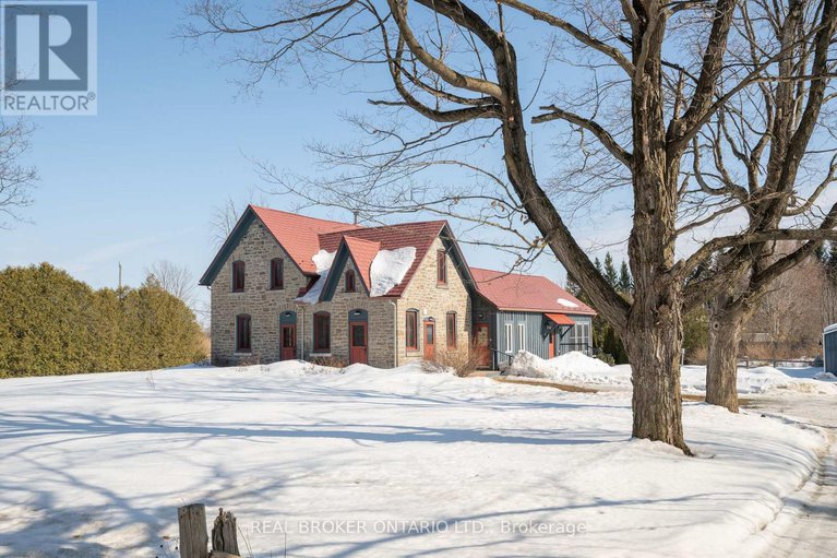 29433673/2090-beach-road/north-grenville-twp-kemptville-south/north-grenville/ontario/K0G1S0_1