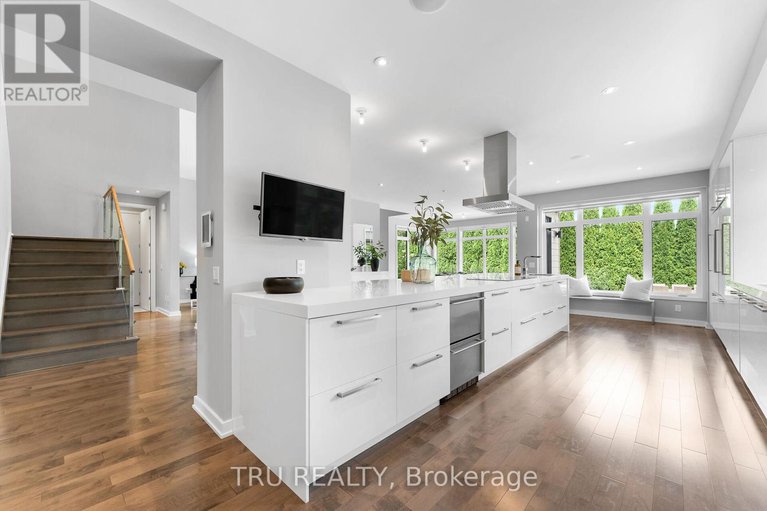 29255060/250-sunnyridge-crescent/emerald-meadowstrailwest/ottawa/ontario/K2M0H3_13