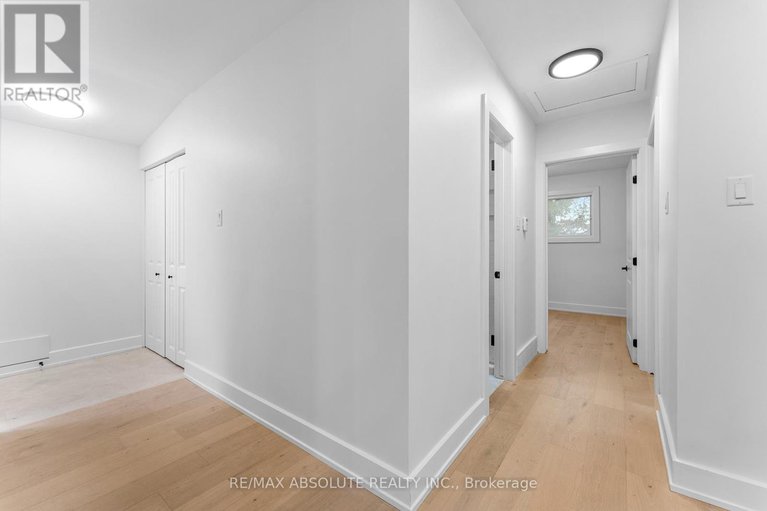 29270857/14-mulvagh-avenue/borden-farmstewart-farmcarleton-heightsparkwood-hills/ottawa/ontario/K2E6M6_19