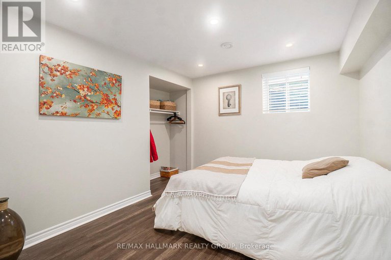 28776814/11-ellisson-way/hunt-club-park/ottawa/ontario/K1G4N9_30