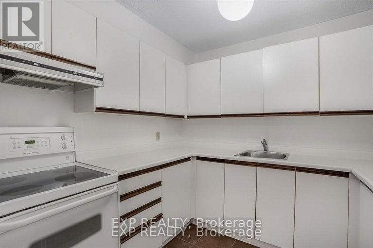 29476320/204-475-laurier-avenue-w/ottawa-centre/ottawa/ontario/K1R7X1_21