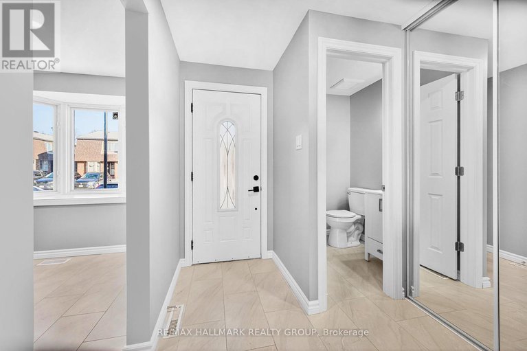 29163318/b-905-elmsmere-road/beacon-hill-south/ottawa/ontario/K1J8G4_3