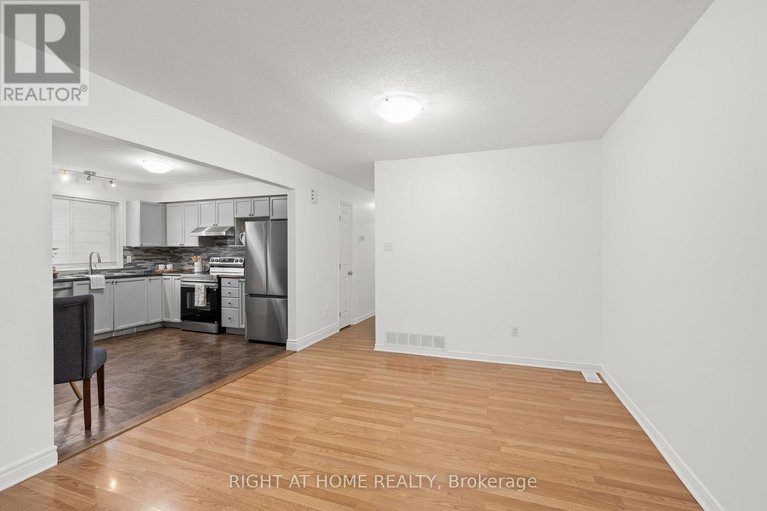 29607678/35-montana-way/longfields/ottawa/ontario/K2J4M2_11