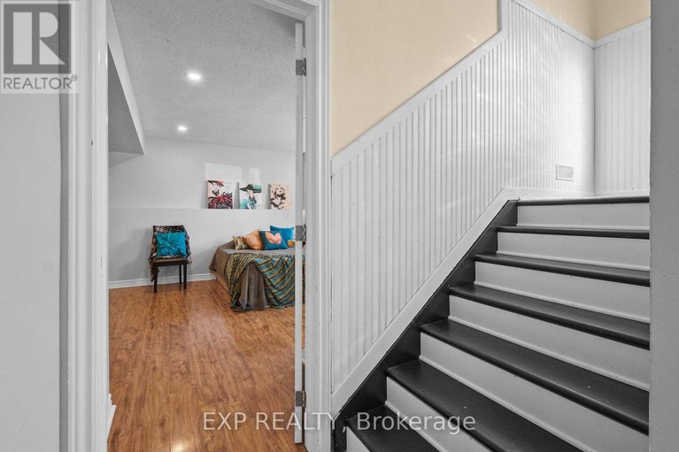 29639426/84-martin-street-n/almonte/mississippi-mills/ontario/K0A1A0_28