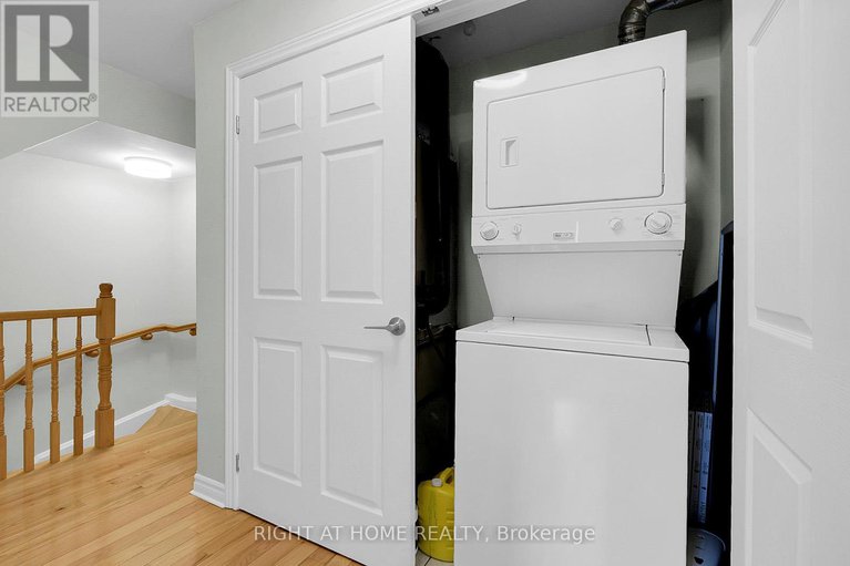28554309/h-313-st-patrick-street/lower-townbyward-market/ottawa/ontario/K1N5K6_14