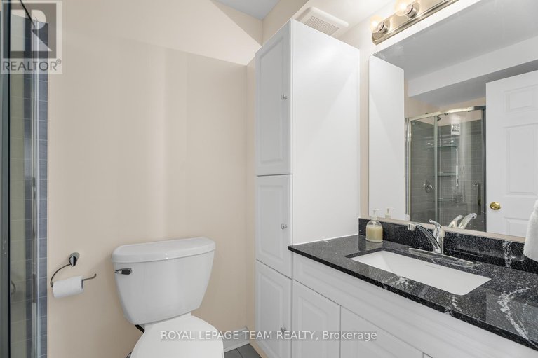 28274883/2004-415-greenview-avenue/britannia/ottawa/ontario/K2B8G5_14