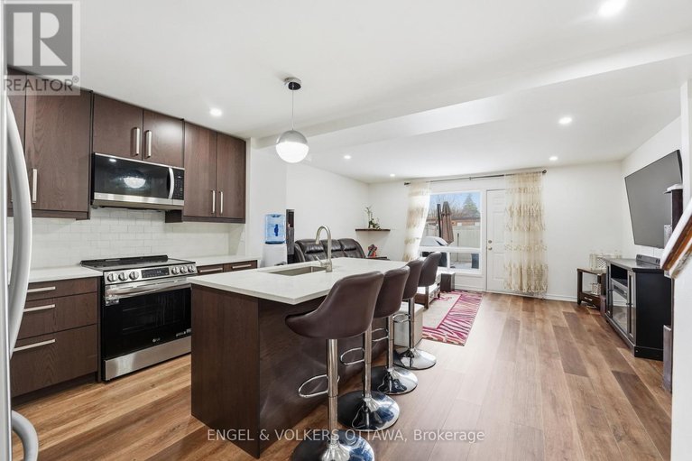 29615364/34-alison-korn-private/bells-corners/ottawa/ontario/K2H8M6_5