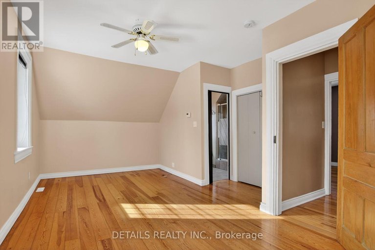 29659052/5554-osgoode-main-street/osgoode/ottawa/ontario/K0A2W0_16