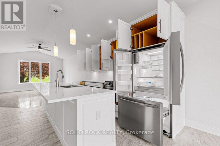 28351753/30-lakeview-drive/iroquois/south-dundas/ontario/K0E1K0_15