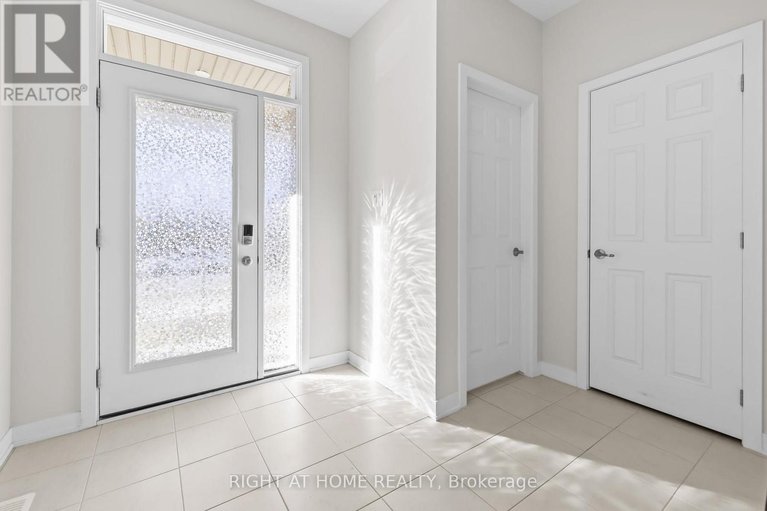 29475389/837-derren-avenue/stittsville-north/ottawa/ontario/K2S3A7_3