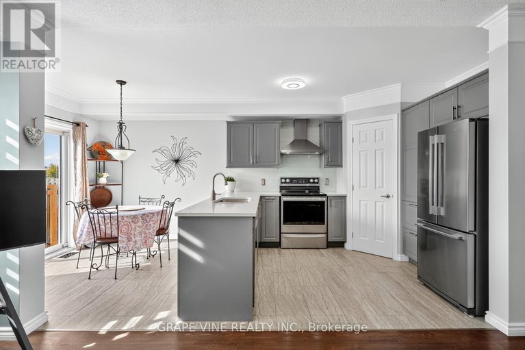 28835816/1545-demeter-street/fallingbrookgardenway-south/ottawa/ontario/K4A4Y9_14