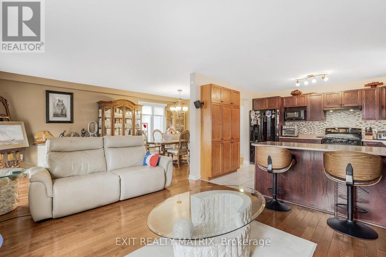 28188636/569-emerald-street/town-of-rockland/clarence-rockland/ontario/K4K0B9_14