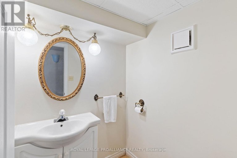 29047761/1185-county-road-2-road-e/augusta-twp/augusta/ontario/K6V5T1_30