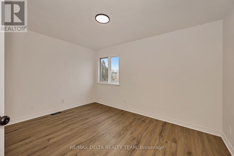 29647825/2164-sojourn-street/notting-hillsummerside/ottawa/ontario/K4A4E2_26