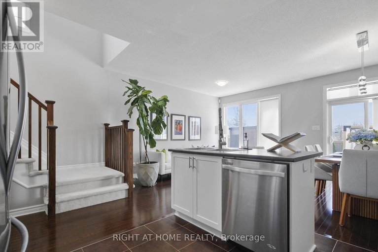 29664980/271-via-san-marino-street/longfields/ottawa/ontario/K2J5X9_7