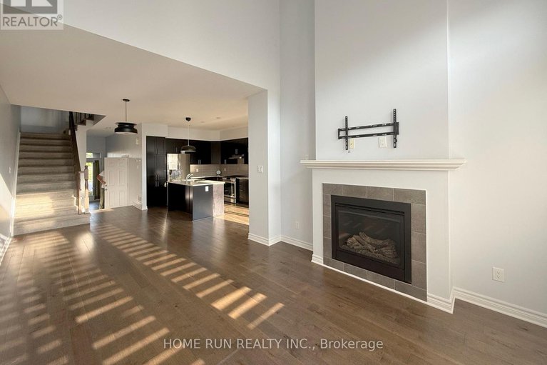 28885401/781-brian-good-avenue/riverside-southgloucester-glen/ottawa/ontario/K4M0E3_14