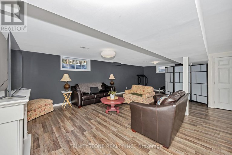 28485625/518-dalewood-crescent/stittsville-south/ottawa/ontario/K2S0L3_29