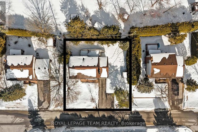 29455651/5329-driscoll-drive/manotick-long-island-nicholls-island/ottawa/ontario/K4M1E3_42