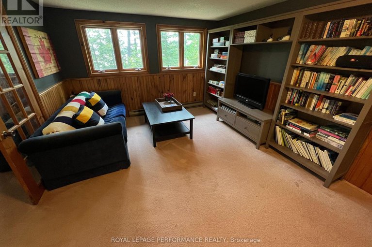 28439113/108-raycroft-creek/lanark-highlands-darling-twp/lanark-highlands/ontario/K0A3L0_22