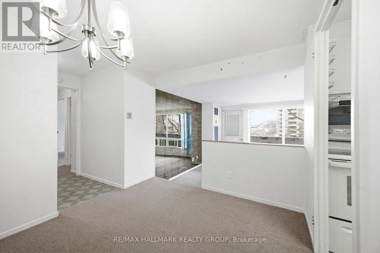 29435798/315-1100-ambleside-drive/woodroffe/ottawa/ontario/K2B8G6_10