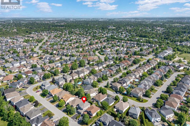28526274/451-landswood-way/stittsville-south/ottawa/ontario/K2S0A4_49