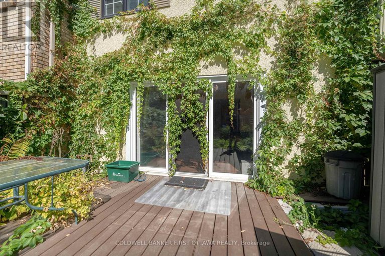 28744681/22-monterey-drive/leslie-park/ottawa/ontario/K2H7A6_25