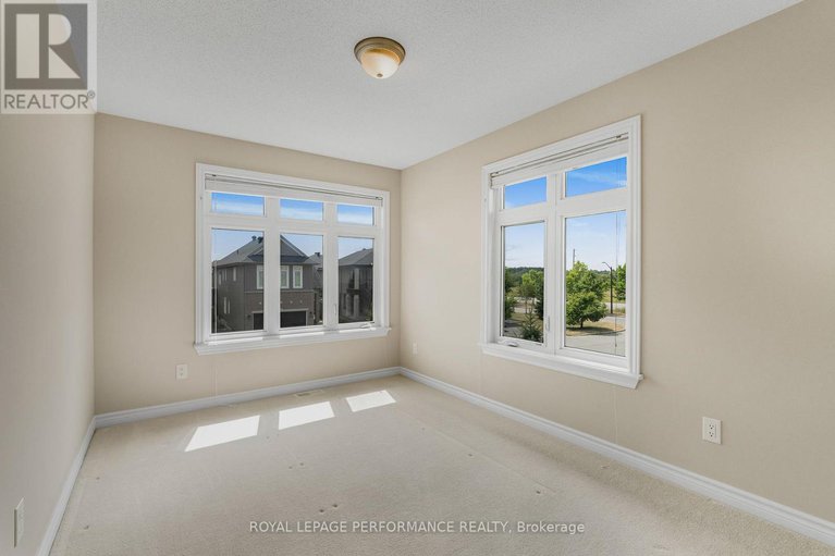 28773350/328-ballinville-circle/riverside-southgloucester-glen/ottawa/ontario/K4M0C4_16