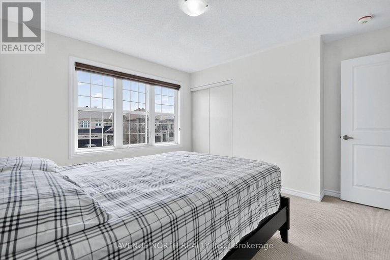 29566863/110-dun-skipper-drive/blossom-parkkemp-parkfindlay-creek/ottawa/ontario/K1X0G1_28