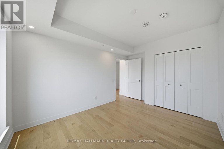 29589402/2202-180-george-street/lower-townbyward-market/ottawa/ontario/K1N0G8_19